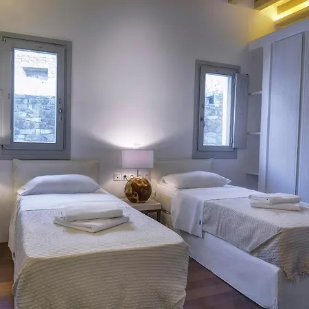Villa Zeus- Amazing Aegean View With Private Pool Mykonos Town